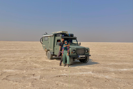 iran-na-obytnom-aute-emilia-simekova-a-martin-kralik-audioblog-ck-victory-travel