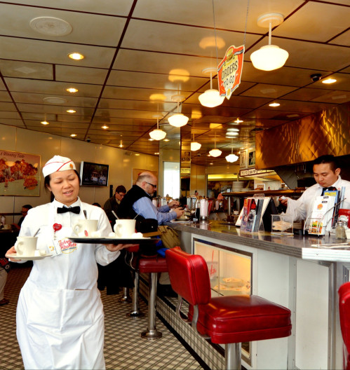 kultura-americkych-diners-v-usa-peter-koutny-audioblog-ck-victory-travel