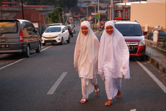 kazdodenny-zivot-v-indonezii-matej-benuska-audioblog-ck-victory-travel